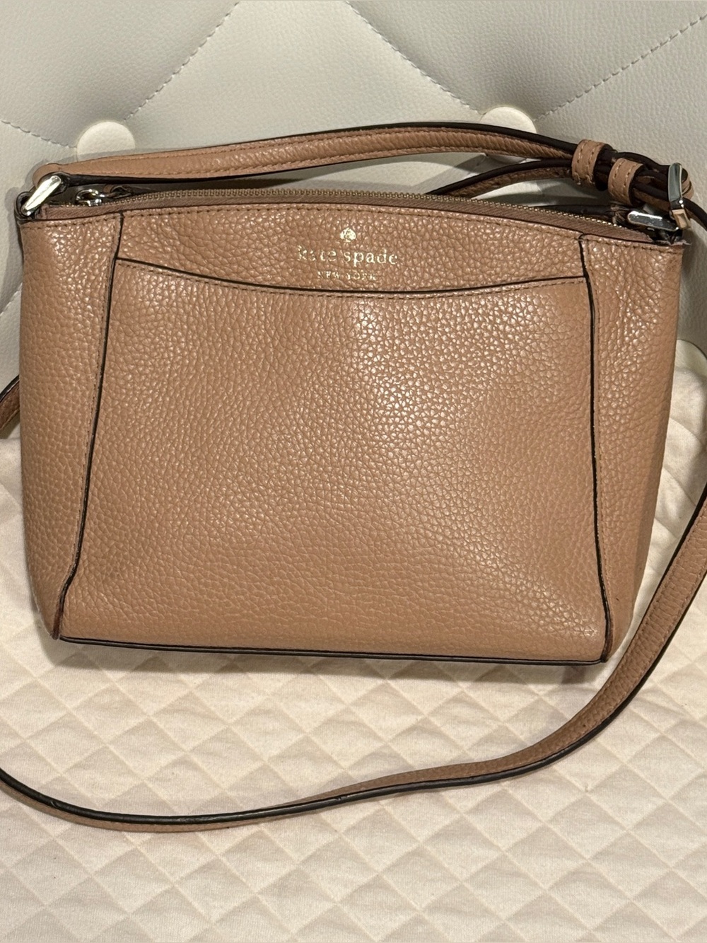 Kate Spade Pebbled Crossbody Bag in Brown
